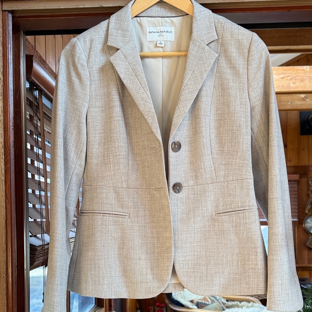 Banana Republic Women's Light Brown Blazer